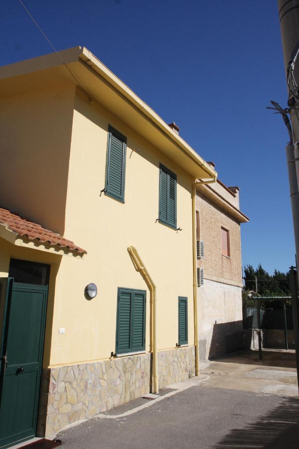 La Casa Gialla Trabia Exterior photo