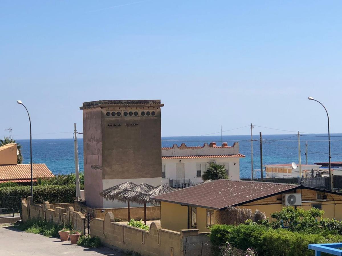 La Casa Gialla Trabia Exterior photo